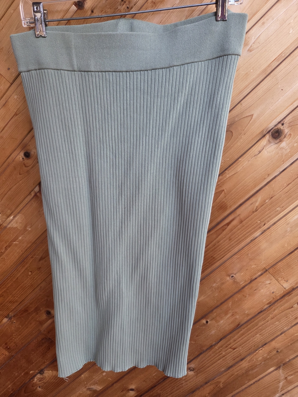 Ribbed Pencil Midi Skirt in Sage
